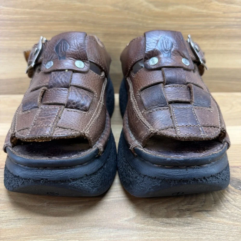 LONDON UNDERGROUND Vintage Chunky Tucson 8 8.5 Womens Brown Platform Slingback